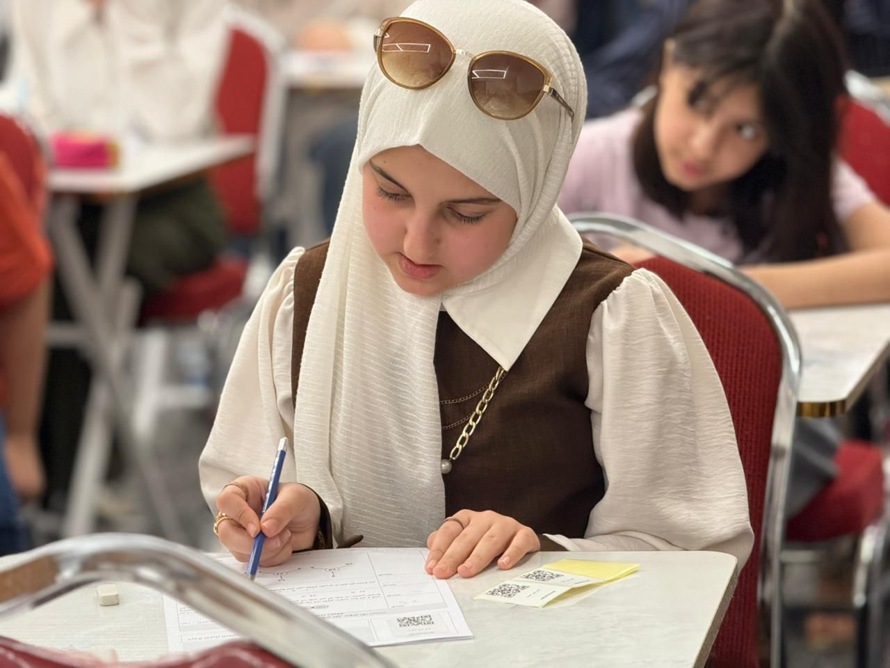 You are currently viewing بحضور مدير عام دائرة الرعاية العلمية.. اختبارات ذكاء حضورية تجريبية لاكتشاف وتنمية قدرات الطلبة المؤهلين لمدارس الموهوبين والمتميزين